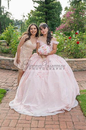Jane Elizabeth quinceanera photographer-videographer-South Gate-Whittier-The Rose gardens in Whittier Ca. Gustavo Villarreal photography, videography, 323-633-8283, www.gvphotoandvideo.com