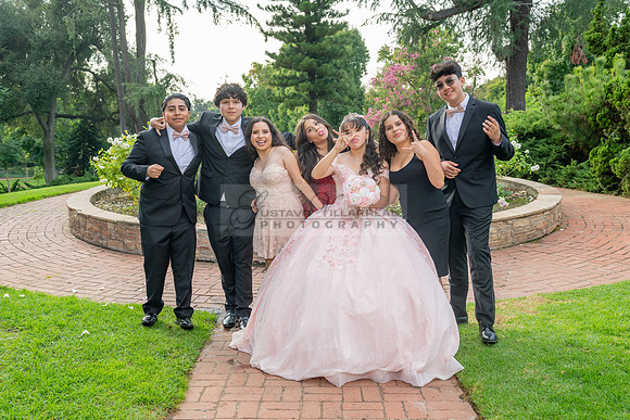 Jane Elizabeth quinceanera photographer-videographer-South Gate-Whittier-The Rose gardens in Whittier Ca. Gustavo Villarreal photography, videography, 323-633-8283, www.gvphotoandvideo.com