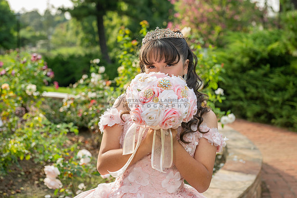 Jane Elizabeth quinceanera photographer-videographer-South Gate-Whittier-The Rose gardens in Whittier Ca. Gustavo Villarreal photography, videography, 323-633-8283, www.gvphotoandvideo.com