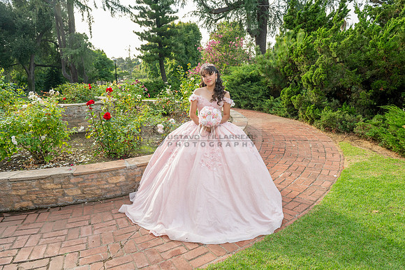 Jane Elizabeth quinceanera photographer-videographer-South Gate-Whittier-The Rose gardens in Whittier Ca. Gustavo Villarreal photography, videography, 323-633-8283, www.gvphotoandvideo.com