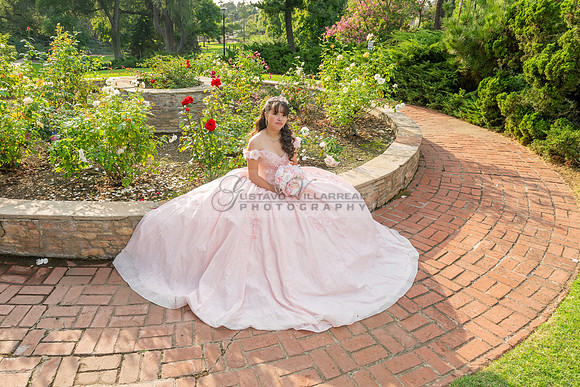 Jane Elizabeth quinceanera photographer-videographer-South Gate-Whittier-The Rose gardens in Whittier Ca. Gustavo Villarreal photography, videography, 323-633-8283, www.gvphotoandvideo.com