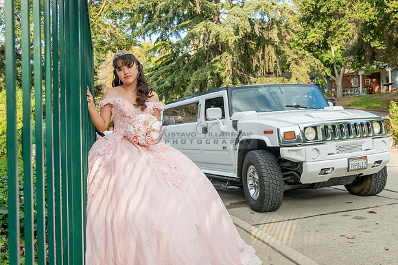 Jane Elizabeth quinceanera photographer-videographer-South Gate-Whittier-The Rose gardens in Whittier Ca. Gustavo Villarreal photography, videography, 323-633-8283, www.gvphotoandvideo.com