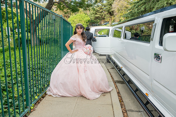 Jane Elizabeth quinceanera photographer-videographer-South Gate-Whittier-The Rose gardens in Whittier Ca. Gustavo Villarreal photography, videography, 323-633-8283, www.gvphotoandvideo.com