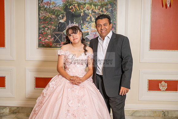 Jane Elizabeth quinceanera photographer-videographer-South Gate-Whittier-The Rose gardens in Whittier Ca. Gustavo Villarreal photography, videography, 323-633-8283, www.gvphotoandvideo.com