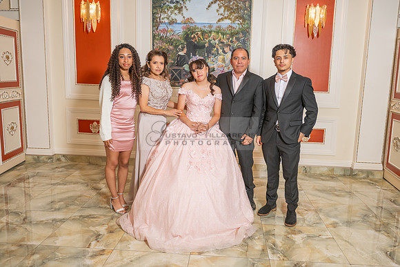 Jane Elizabeth quinceanera photographer-videographer-South Gate-Whittier-The Rose gardens in Whittier Ca. Gustavo Villarreal photography, videography, 323-633-8283, www.gvphotoandvideo.com