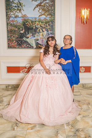 Jane Elizabeth quinceanera photographer-videographer-South Gate-Whittier-The Rose gardens in Whittier Ca. Gustavo Villarreal photography, videography, 323-633-8283, www.gvphotoandvideo.com