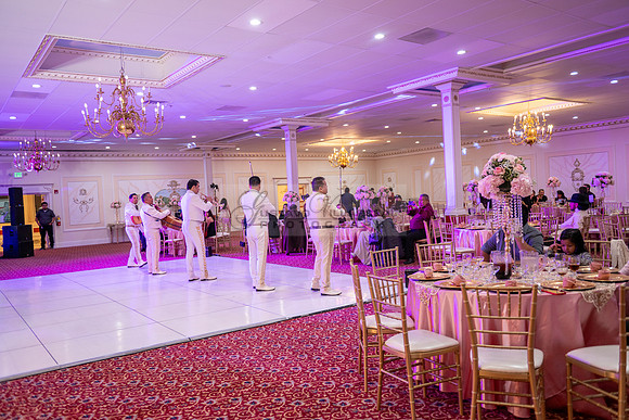 Jane Elizabeth quinceanera photographer-videographer-South Gate-Whittier-The Rose gardens in Whittier Ca. Gustavo Villarreal photography, videography, 323-633-8283, www.gvphotoandvideo.com
