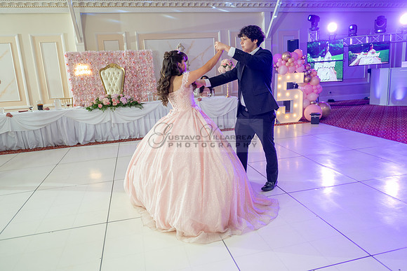 Jane Elizabeth quinceanera photographer-videographer-South Gate-Whittier-The Rose gardens in Whittier Ca. Gustavo Villarreal photography, videography, 323-633-8283, www.gvphotoandvideo.com