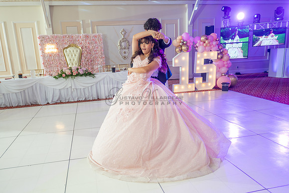 Jane Elizabeth quinceanera photographer-videographer-South Gate-Whittier-The Rose gardens in Whittier Ca. Gustavo Villarreal photography, videography, 323-633-8283, www.gvphotoandvideo.com