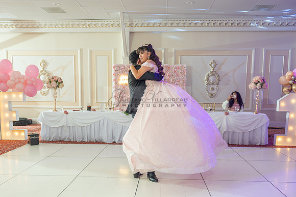 Jane Elizabeth quinceanera photographer-videographer-South Gate-Whittier-The Rose gardens in Whittier Ca. Gustavo Villarreal photography, videography, 323-633-8283, www.gvphotoandvideo.com