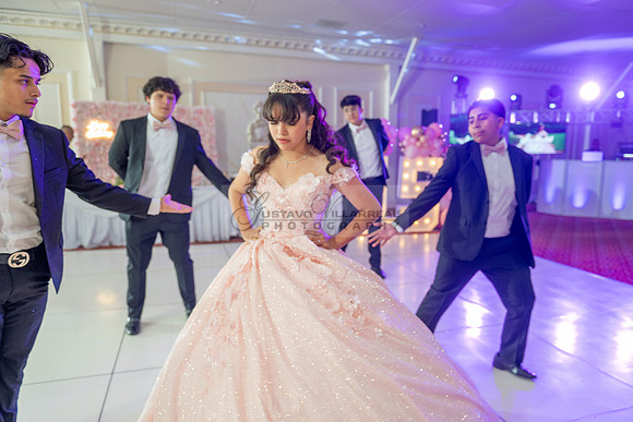 Jane Elizabeth quinceanera photographer-videographer-South Gate-Whittier-The Rose gardens in Whittier Ca. Gustavo Villarreal photography, videography, 323-633-8283, www.gvphotoandvideo.com