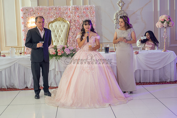 Jane Elizabeth quinceanera photographer-videographer-South Gate-Whittier-The Rose gardens in Whittier Ca. Gustavo Villarreal photography, videography, 323-633-8283, www.gvphotoandvideo.com
