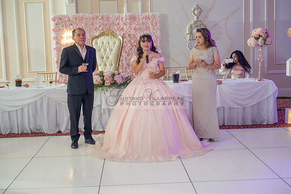 Jane Elizabeth quinceanera photographer-videographer-South Gate-Whittier-The Rose gardens in Whittier Ca. Gustavo Villarreal photography, videography, 323-633-8283, www.gvphotoandvideo.com
