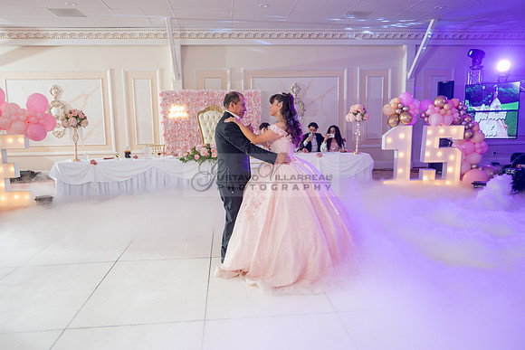 Jane Elizabeth quinceanera photographer-videographer-South Gate-Whittier-The Rose gardens in Whittier Ca. Gustavo Villarreal photography, videography, 323-633-8283, www.gvphotoandvideo.com