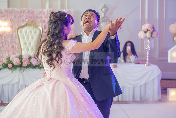 Jane Elizabeth quinceanera photographer-videographer-South Gate-Whittier-The Rose gardens in Whittier Ca. Gustavo Villarreal photography, videography, 323-633-8283, www.gvphotoandvideo.com