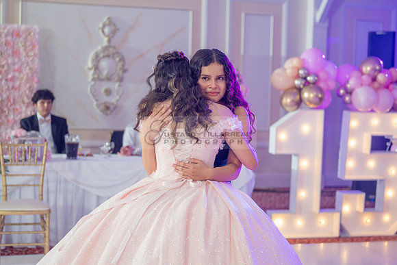 Jane Elizabeth quinceanera photographer-videographer-South Gate-Whittier-The Rose gardens in Whittier Ca. Gustavo Villarreal photography, videography, 323-633-8283, www.gvphotoandvideo.com
