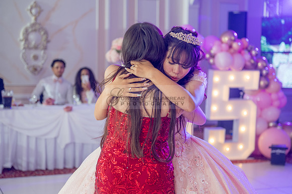 Jane Elizabeth quinceanera photographer-videographer-South Gate-Whittier-The Rose gardens in Whittier Ca. Gustavo Villarreal photography, videography, 323-633-8283, www.gvphotoandvideo.com