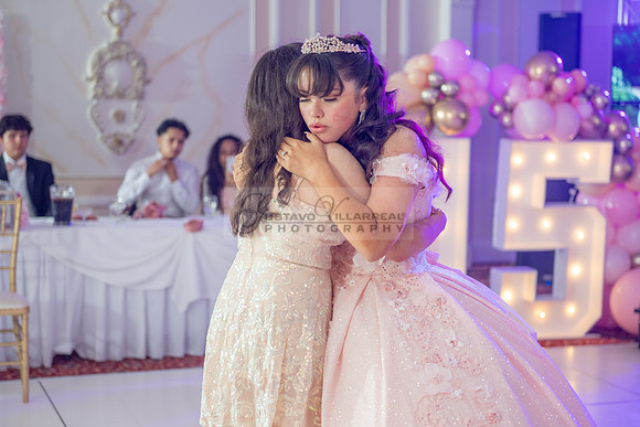 Jane Elizabeth quinceanera photographer-videographer-South Gate-Whittier-The Rose gardens in Whittier Ca. Gustavo Villarreal photography, videography, 323-633-8283, www.gvphotoandvideo.com