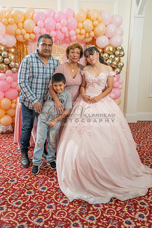 Jane Elizabeth quinceanera photographer-videographer-South Gate-Whittier-The Rose gardens in Whittier Ca. Gustavo Villarreal photography, videography, 323-633-8283, www.gvphotoandvideo.com