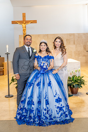 Violeta Noemi quinceanera celebration, photographer , videographer in Hacienda Heights Ca, Montebello Ca, Gustavo Villarreal Photography, 323-633-8283, www.gvphotoandvideo.com