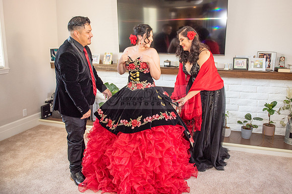 Katelynn Ramirez quinceanera celebration photography and video at Poncitlan square park in Palmdale Ca, www.gustavovillarreal.com, 323-633-8283