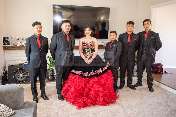 Katelynn Ramirez quinceanera celebration photography and video at Poncitlan square park in Palmdale Ca, www.gustavovillarreal.com, 323-633-8283
