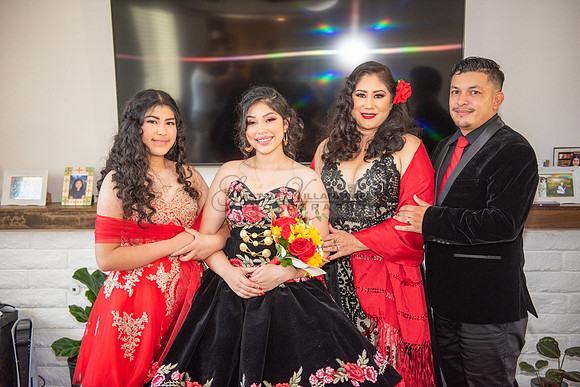 Katelynn Ramirez quinceanera celebration photography and video at Poncitlan square park in Palmdale Ca, www.gustavovillarreal.com, 323-633-8283