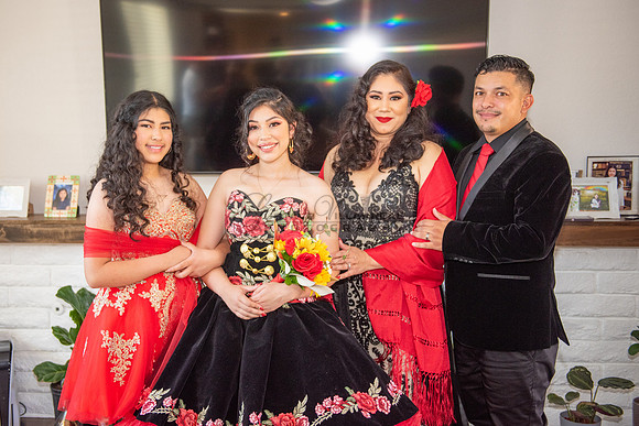 Katelynn Ramirez quinceanera celebration photography and video at Poncitlan square park in Palmdale Ca, www.gustavovillarreal.com, 323-633-8283