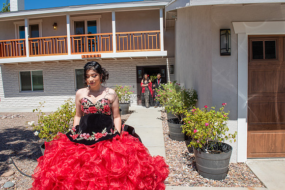 Katelynn Ramirez quinceanera celebration photography and video at Poncitlan square park in Palmdale Ca, www.gustavovillarreal.com, 323-633-8283