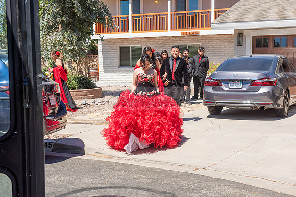 Katelynn Ramirez quinceanera celebration photography and video at Poncitlan square park in Palmdale Ca, www.gustavovillarreal.com, 323-633-8283
