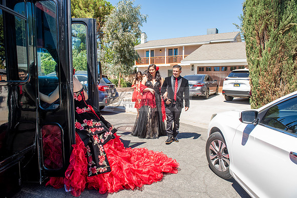 Katelynn Ramirez quinceanera celebration photography and video at Poncitlan square park in Palmdale Ca, www.gustavovillarreal.com, 323-633-8283