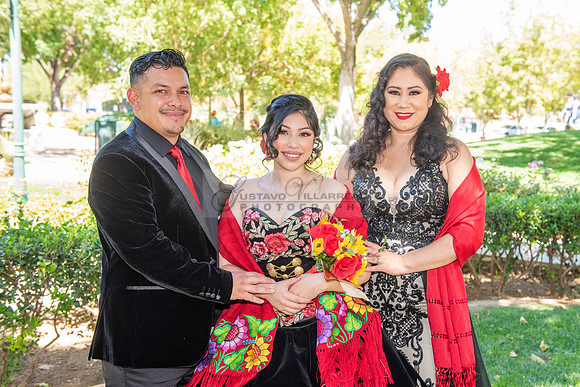 Katelynn Ramirez quinceanera celebration photography and video at Poncitlan square park in Palmdale Ca, www.gustavovillarreal.com, 323-633-8283