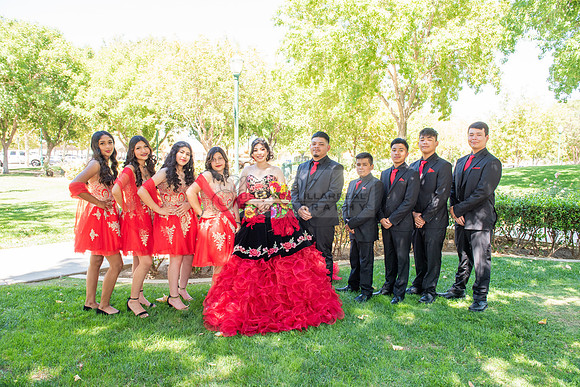 Katelynn Ramirez quinceanera celebration photography and video at Poncitlan square park in Palmdale Ca, www.gustavovillarreal.com, 323-633-8283