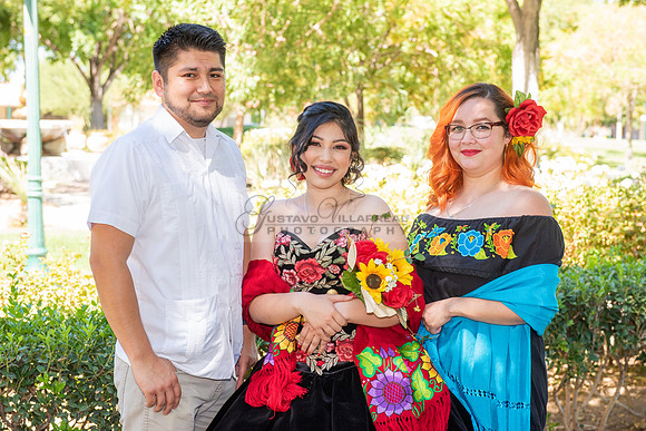 Katelynn Ramirez quinceanera celebration photography and video at Poncitlan square park in Palmdale Ca, www.gustavovillarreal.com, 323-633-8283