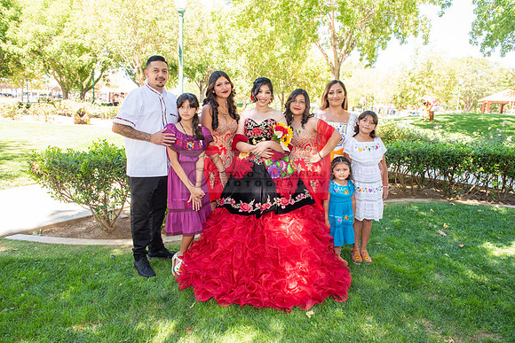 Katelynn Ramirez quinceanera celebration photography and video at Poncitlan square park in Palmdale Ca, www.gustavovillarreal.com, 323-633-8283
