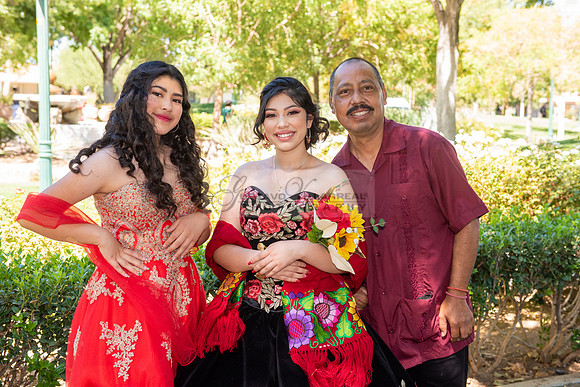 Katelynn Ramirez quinceanera celebration photography and video at Poncitlan square park in Palmdale Ca, www.gustavovillarreal.com, 323-633-8283