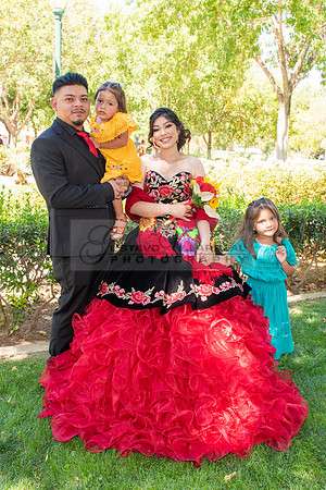 Katelynn Ramirez quinceanera celebration photography and video at Poncitlan square park in Palmdale Ca, www.gustavovillarreal.com, 323-633-8283
