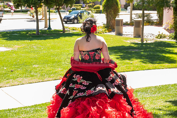 Katelynn Ramirez quinceanera celebration photography and video at Poncitlan square park in Palmdale Ca, www.gustavovillarreal.com, 323-633-8283