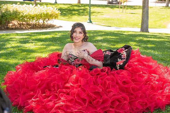 Katelynn Ramirez quinceanera celebration photography and video at Poncitlan square park in Palmdale Ca, www.gustavovillarreal.com, 323-633-8283