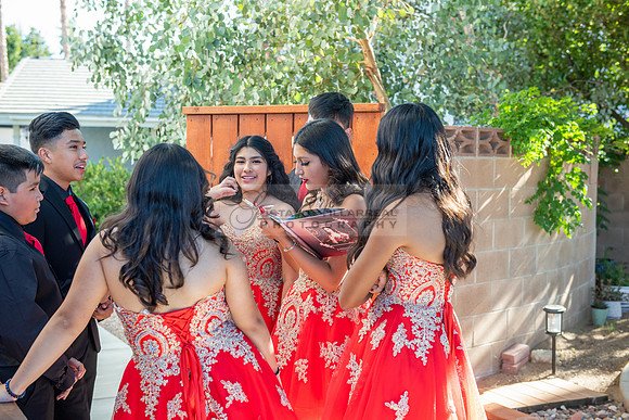 Katelynn Ramirez quinceanera celebration photography and video at Poncitlan square park in Palmdale Ca, www.gustavovillarreal.com, 323-633-8283