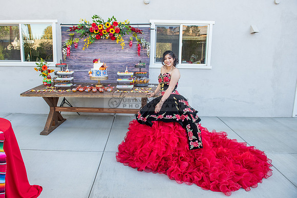 Katelynn Ramirez quinceanera celebration photography and video at Poncitlan square park in Palmdale Ca, www.gustavovillarreal.com, 323-633-8283