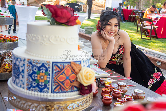 Katelynn Ramirez quinceanera celebration photography and video at Poncitlan square park in Palmdale Ca, www.gustavovillarreal.com, 323-633-8283