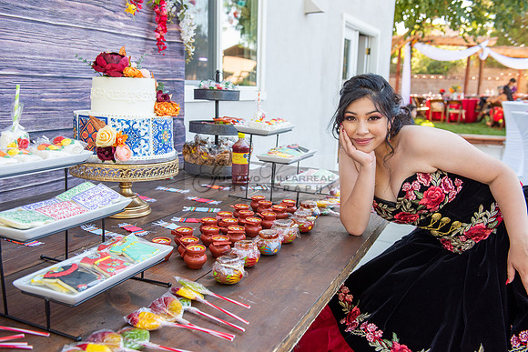 Katelynn Ramirez quinceanera celebration photography and video at Poncitlan square park in Palmdale Ca, www.gustavovillarreal.com, 323-633-8283