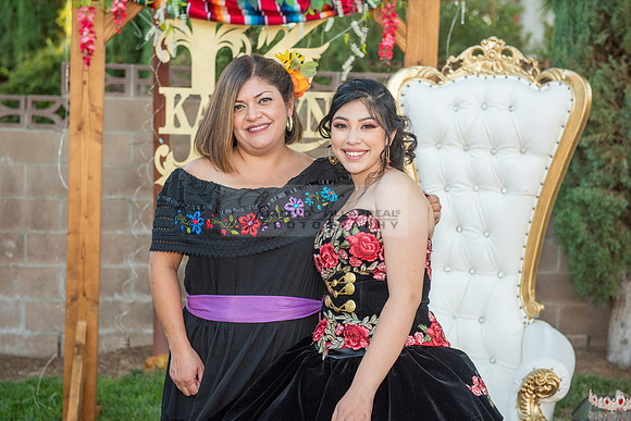 Katelynn Ramirez quinceanera celebration photography and video at Poncitlan square park in Palmdale Ca, www.gustavovillarreal.com, 323-633-8283