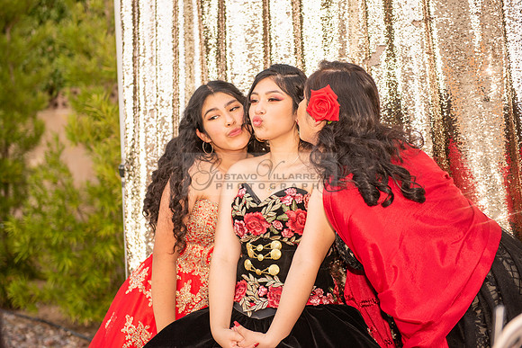 Katelynn Ramirez quinceanera celebration photography and video at Poncitlan square park in Palmdale Ca, www.gustavovillarreal.com, 323-633-8283