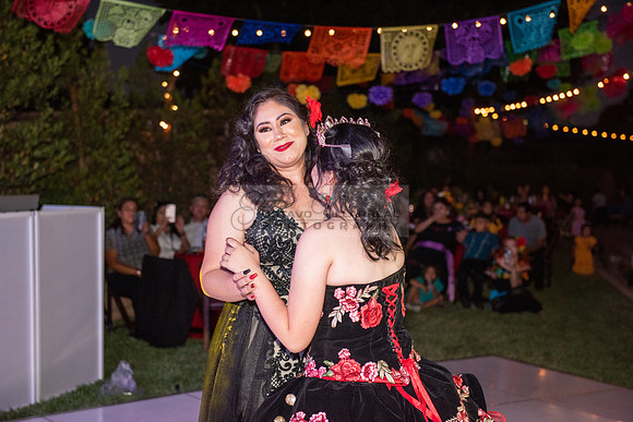 Katelynn Ramirez quinceanera celebration photography and video at Poncitlan square park in Palmdale Ca, www.gustavovillarreal.com, 323-633-8283