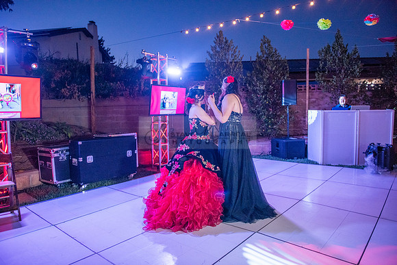 Katelynn Ramirez quinceanera celebration photography and video at Poncitlan square park in Palmdale Ca, www.gustavovillarreal.com, 323-633-8283