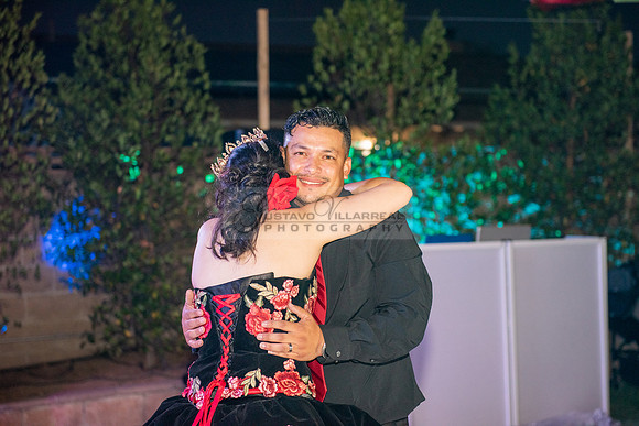 Katelynn Ramirez quinceanera celebration photography and video at Poncitlan square park in Palmdale Ca, www.gustavovillarreal.com, 323-633-8283