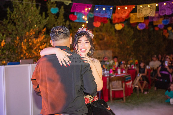 Katelynn Ramirez quinceanera celebration photography and video at Poncitlan square park in Palmdale Ca, www.gustavovillarreal.com, 323-633-8283