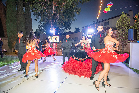 Katelynn Ramirez quinceanera celebration photography and video at Poncitlan square park in Palmdale Ca, www.gustavovillarreal.com, 323-633-8283